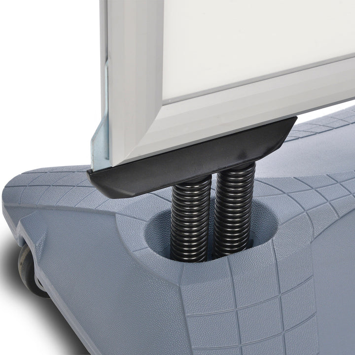 Wasserdichter Kundenstopper WindPro PLUS - Silber | MEMOVEO